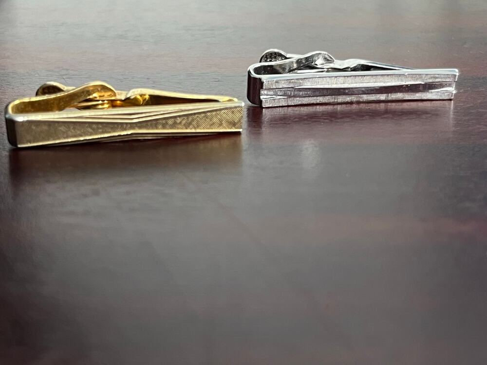 VTG Swank Tie Clips Lot of 2 Gold and Silver Tone